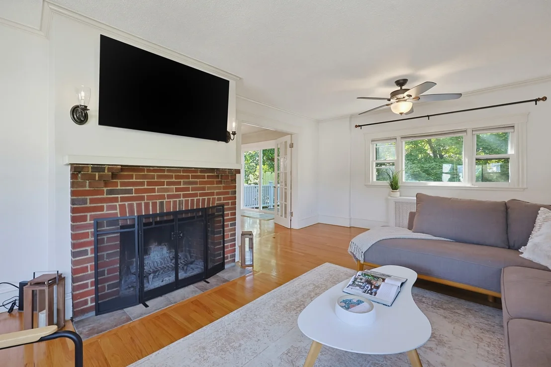 Photo of 49 Katherine Rd
