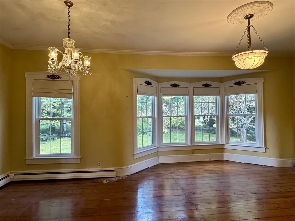 Photo of 4 Plainfield Road