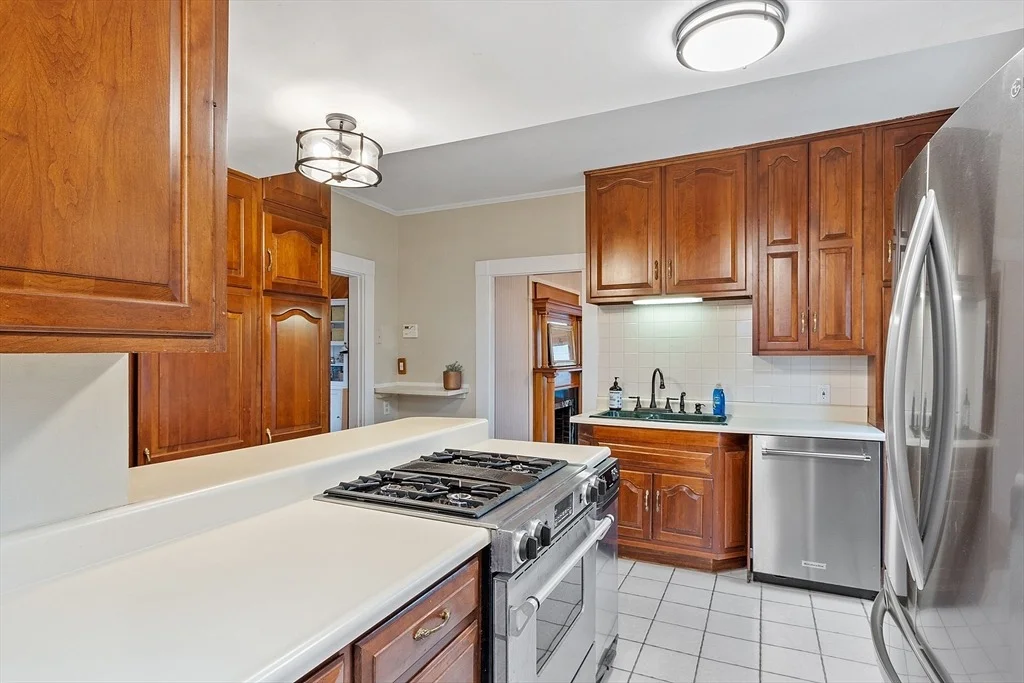 Photo of 82 Washington St