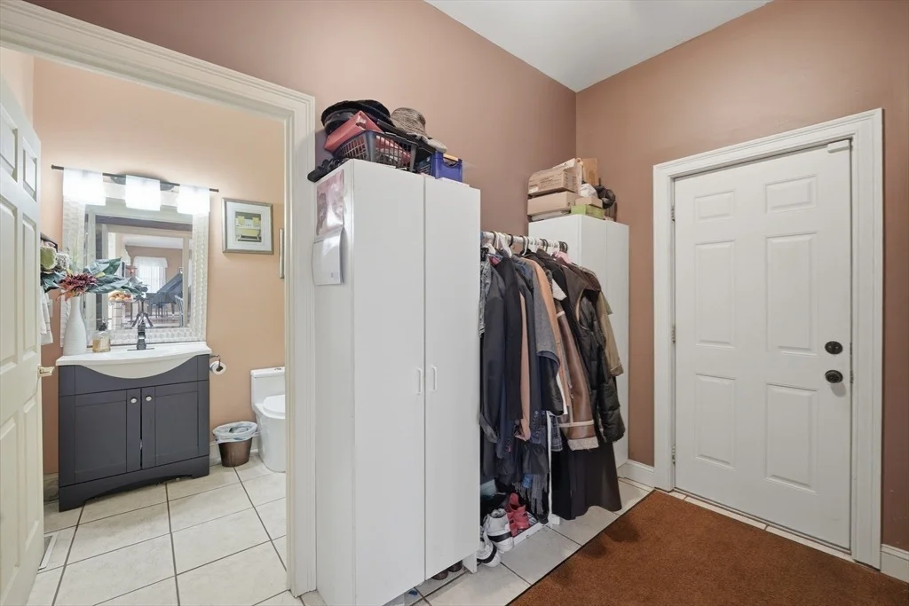 Photo of 239 Fuller Road