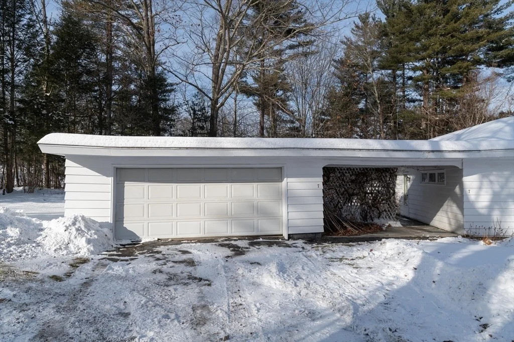Photo of 7 Christian Ln