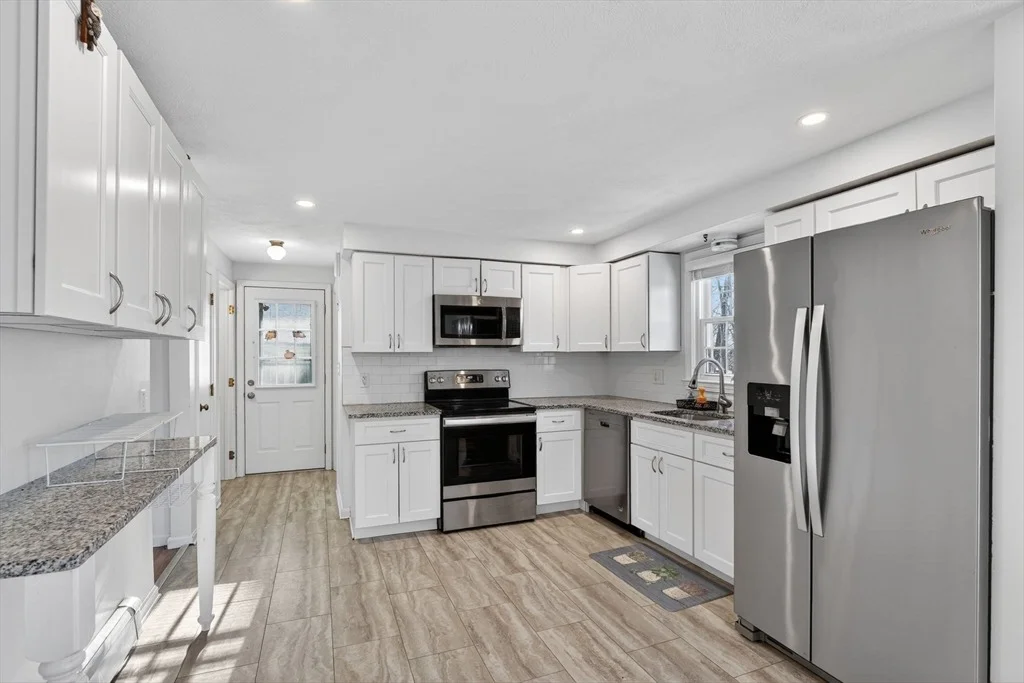 Photo of 15 Flagg Cir