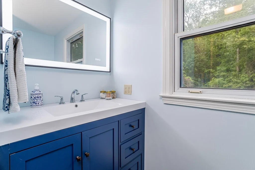 Photo of 106 Marshall St