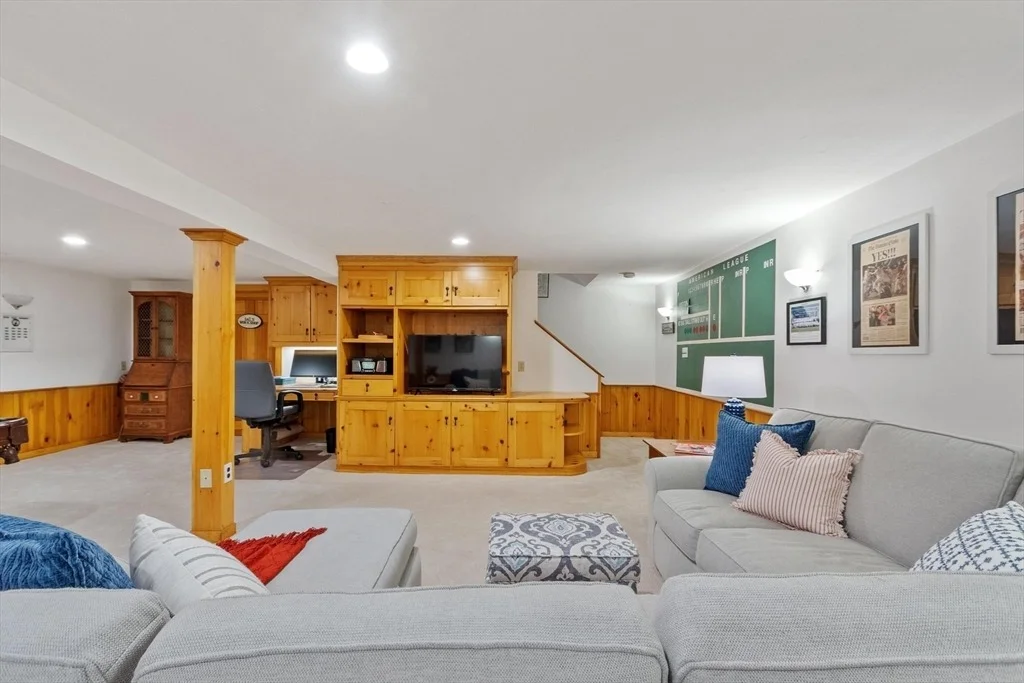 Photo of 5 Myrtle Dr