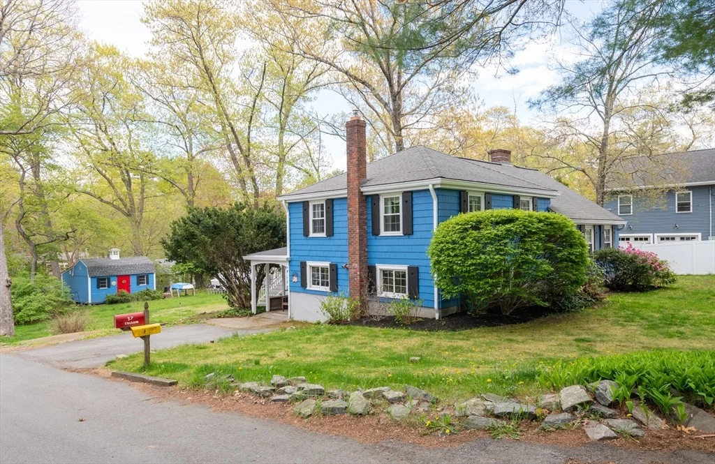 Photo of 37 Colrain Rd