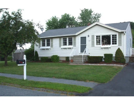 Photo of 119 Main Blvd