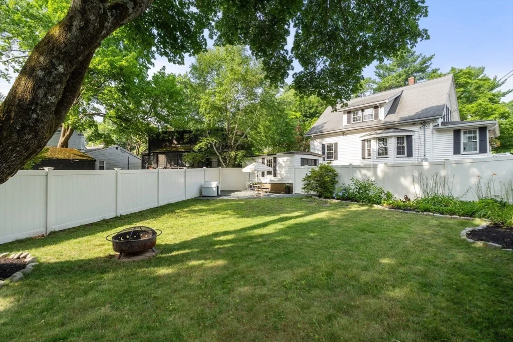 Photo of 32 Stocker Avenue