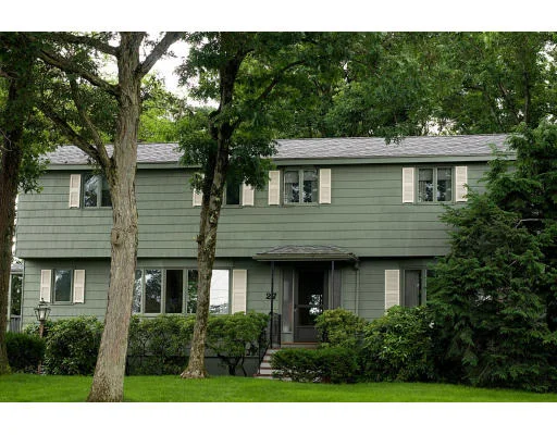 Photo of 27 Petrini Circle