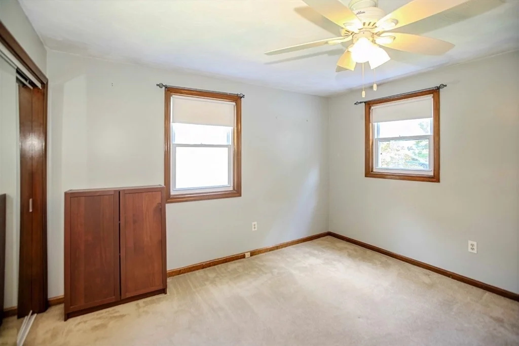 Photo of 239 Maple St
