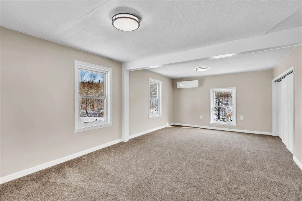 Photo of 3264 Boston Road