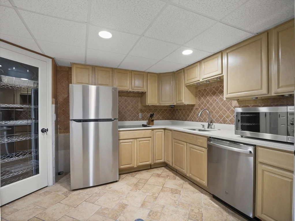 Photo of 10 Alfred Dr