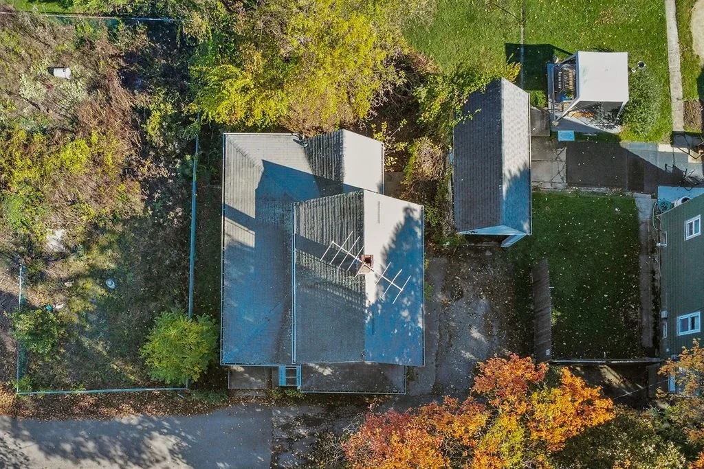 Photo of 1 Pond Pl
