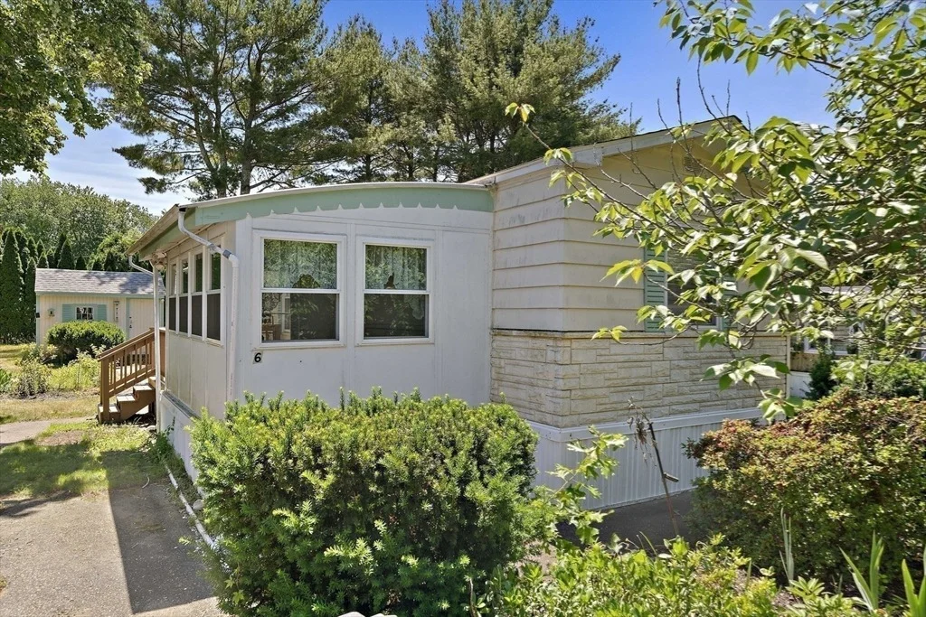 Photo of 6 Northway