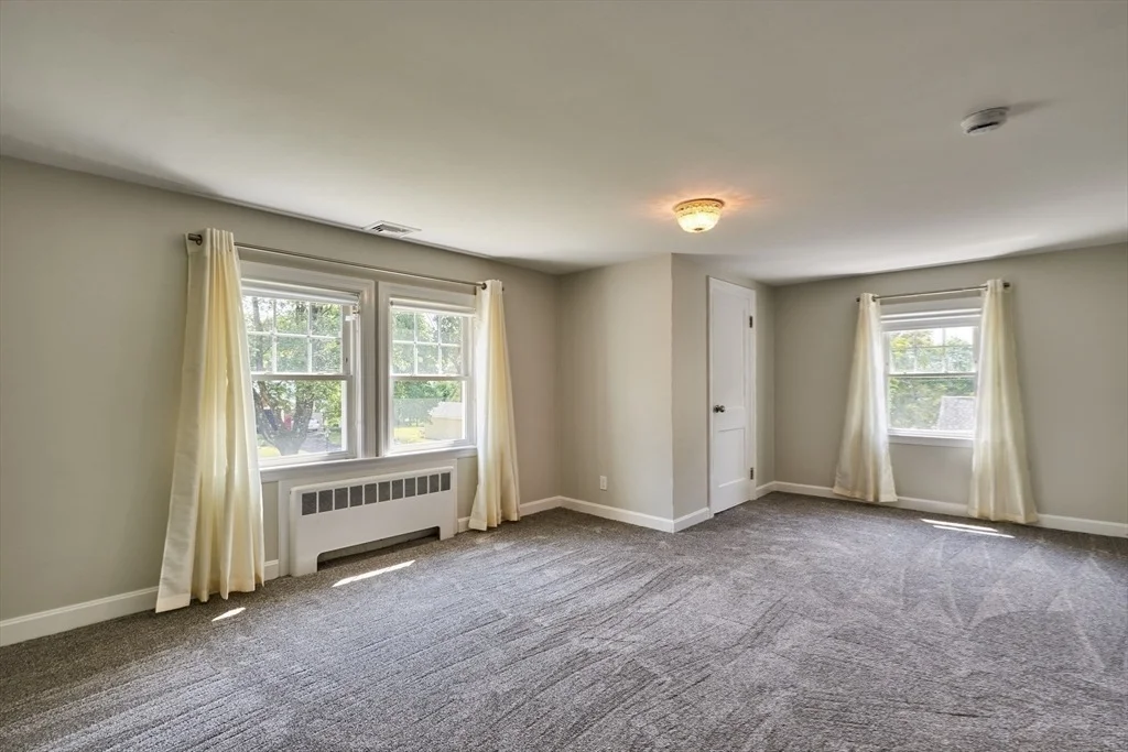 Photo of 11 Putnam Road