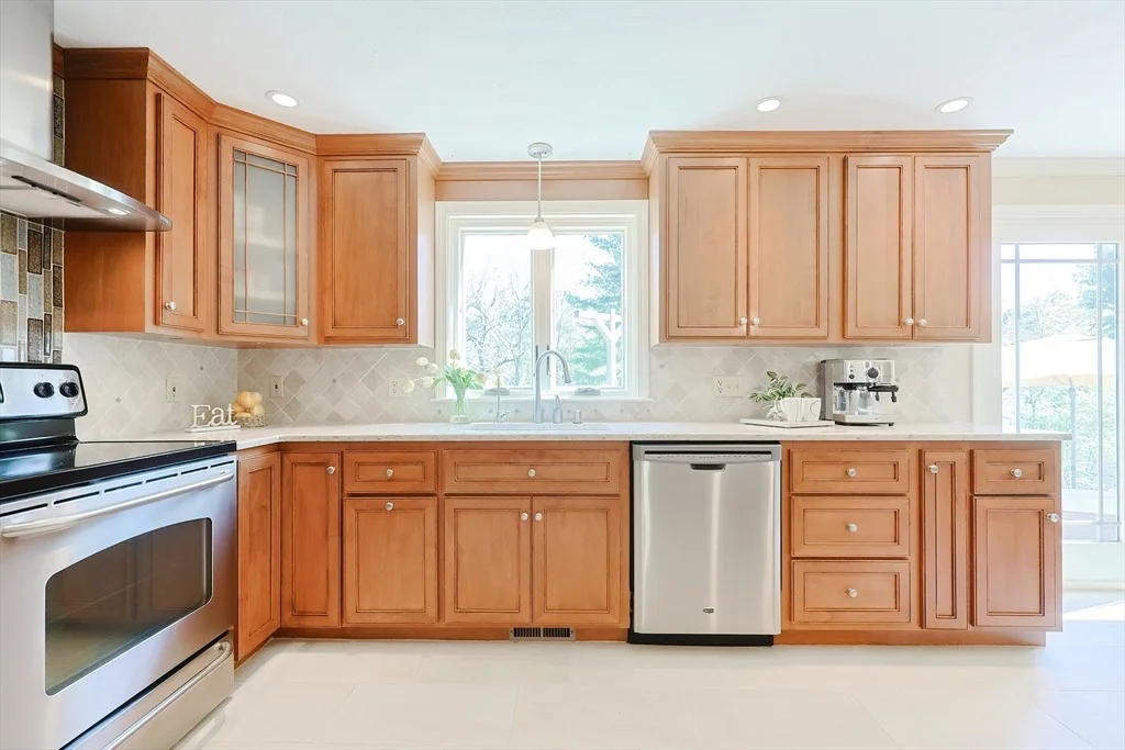 Photo of 10 Lyndon Rd