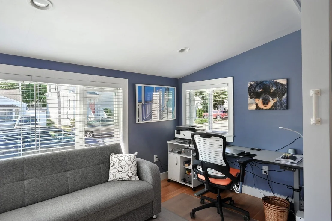 Photo of 9 G St