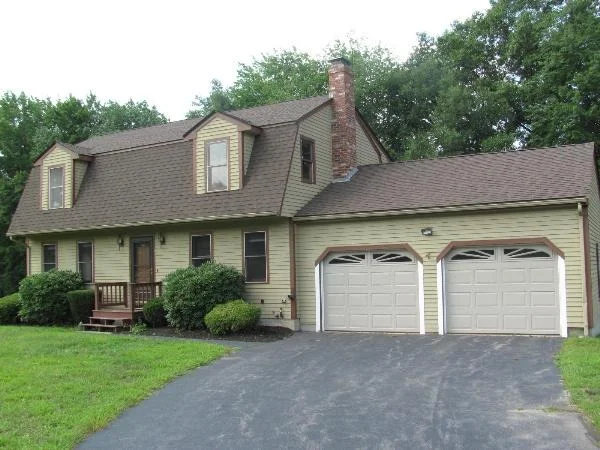 Photo of 84 Pickering Ave
