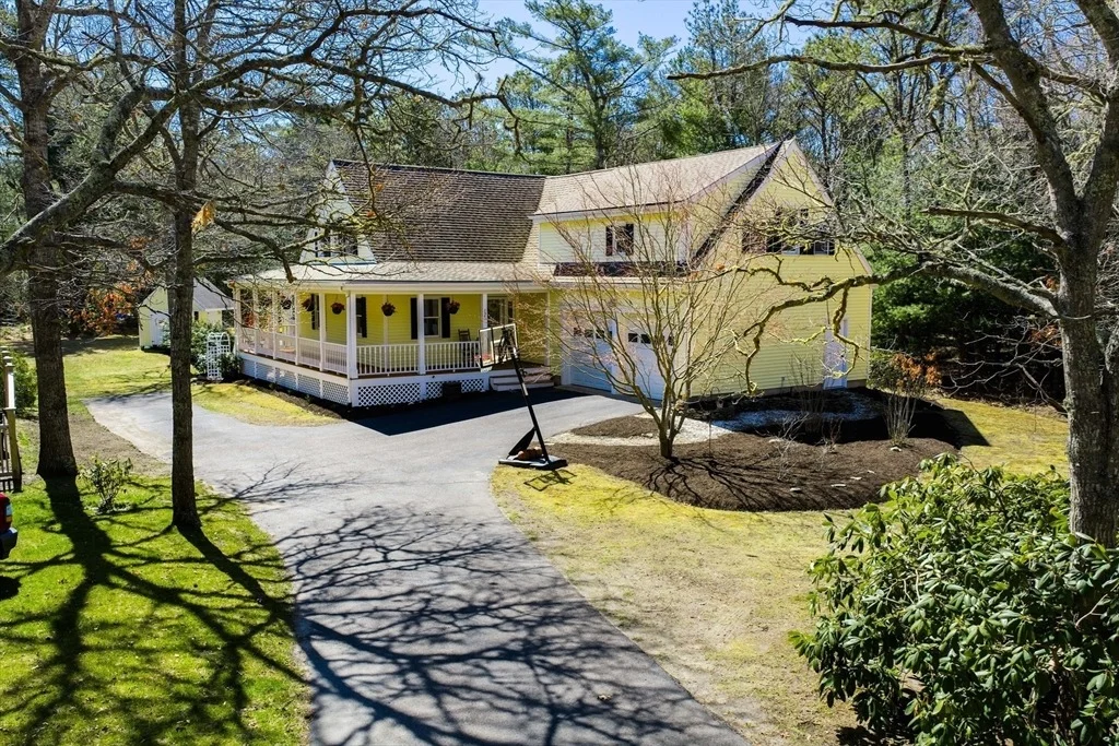 Photo of 120 Degrass Road