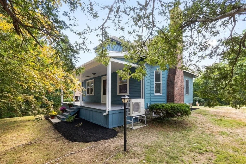 Photo of 326 William St