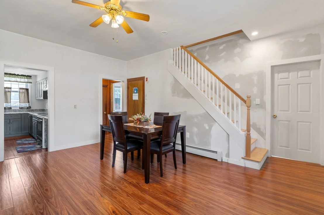 Photo of 134 Commonwealth Ave