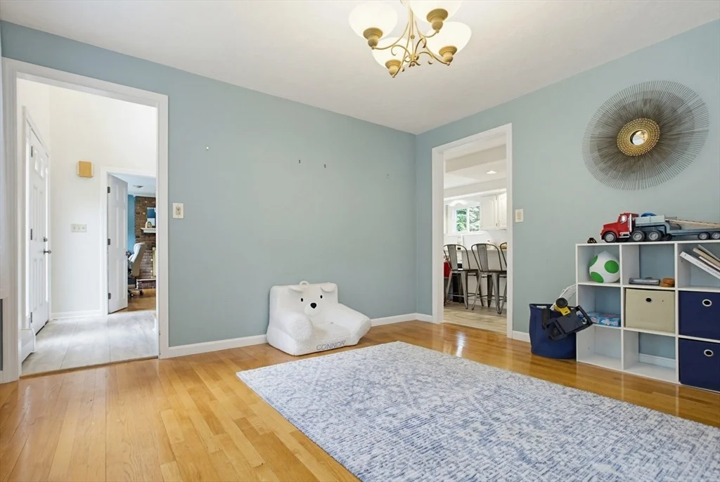 Photo of 7 Brooks Ave