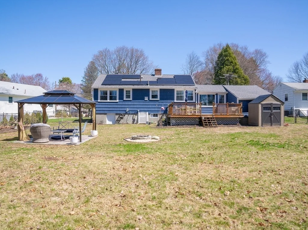 Photo of 81 Edgewater Drive