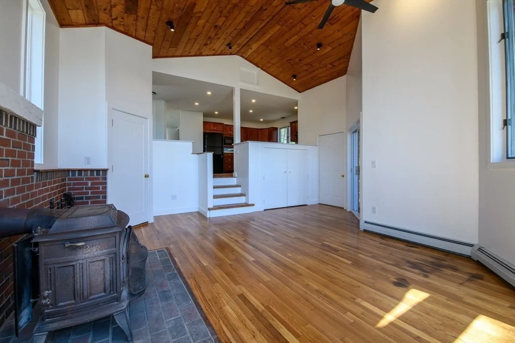 Photo of 6 High Hill
