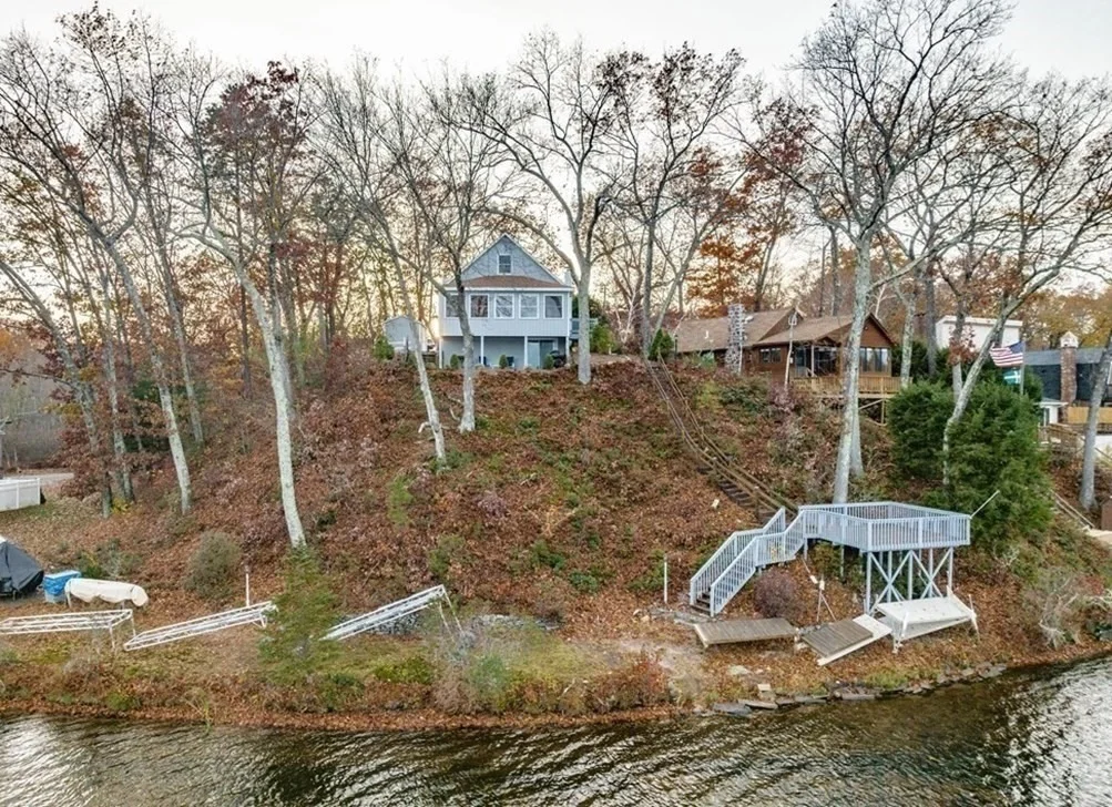 Photo of 24 Shore Rd