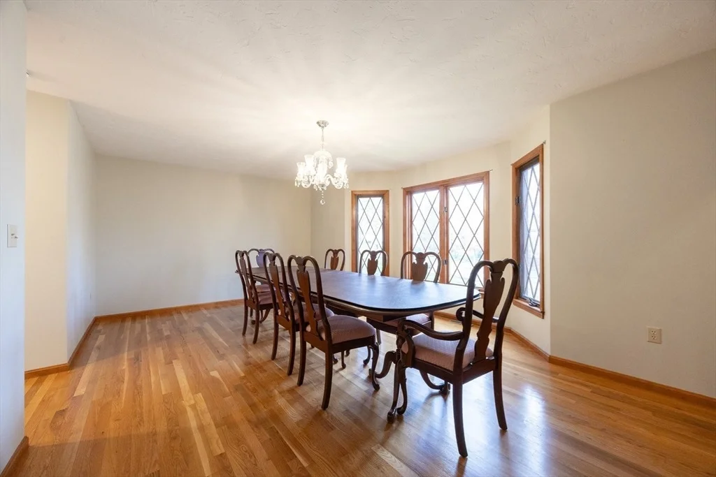 Photo of 16 Oak Tree Drive