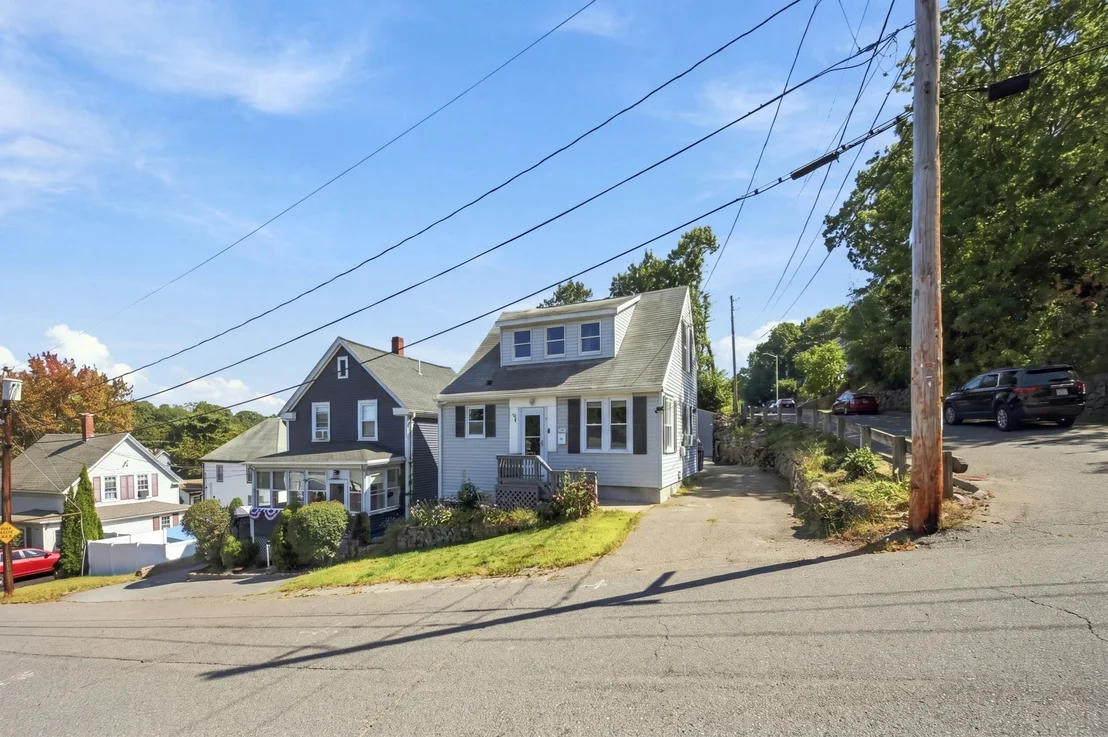 Photo of 6 Clifton Ave