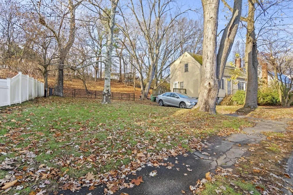 Photo of 15 Crescent Rd