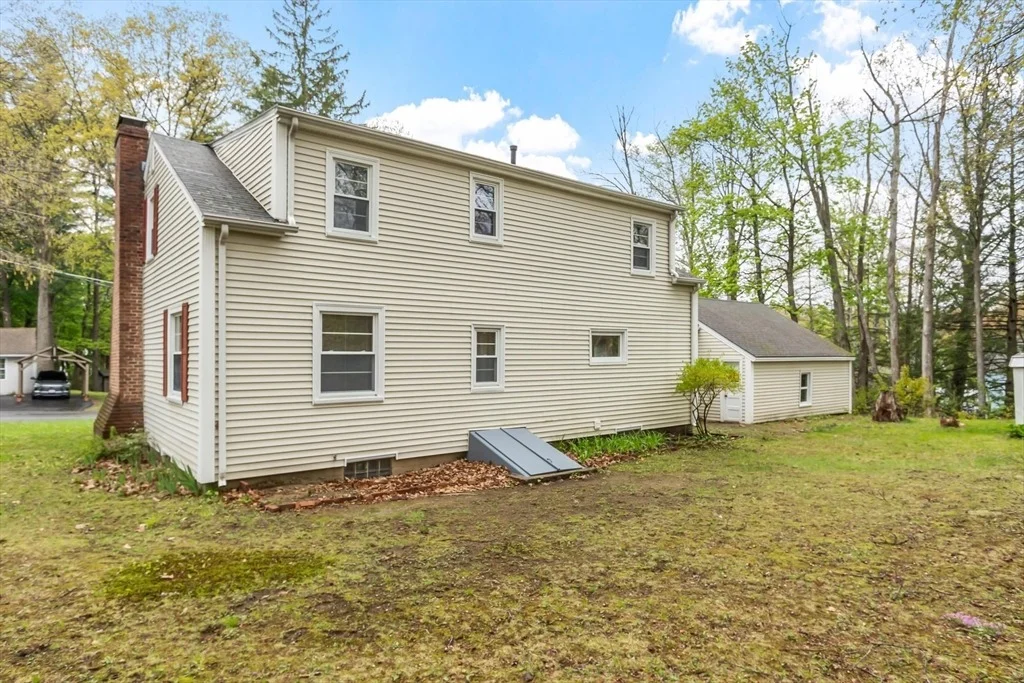 Photo of 12 Becky Ave