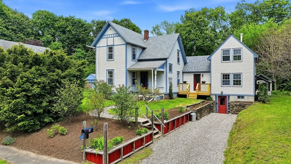 Photo of 97 Shelburne Road