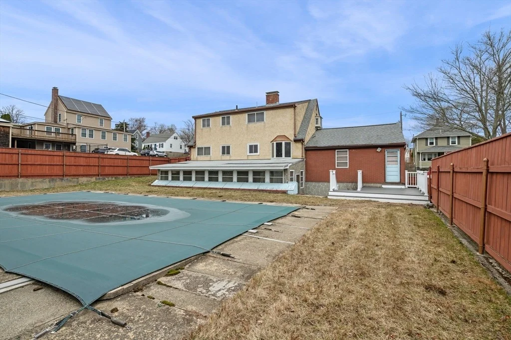 Photo of 11 Netherton Ave