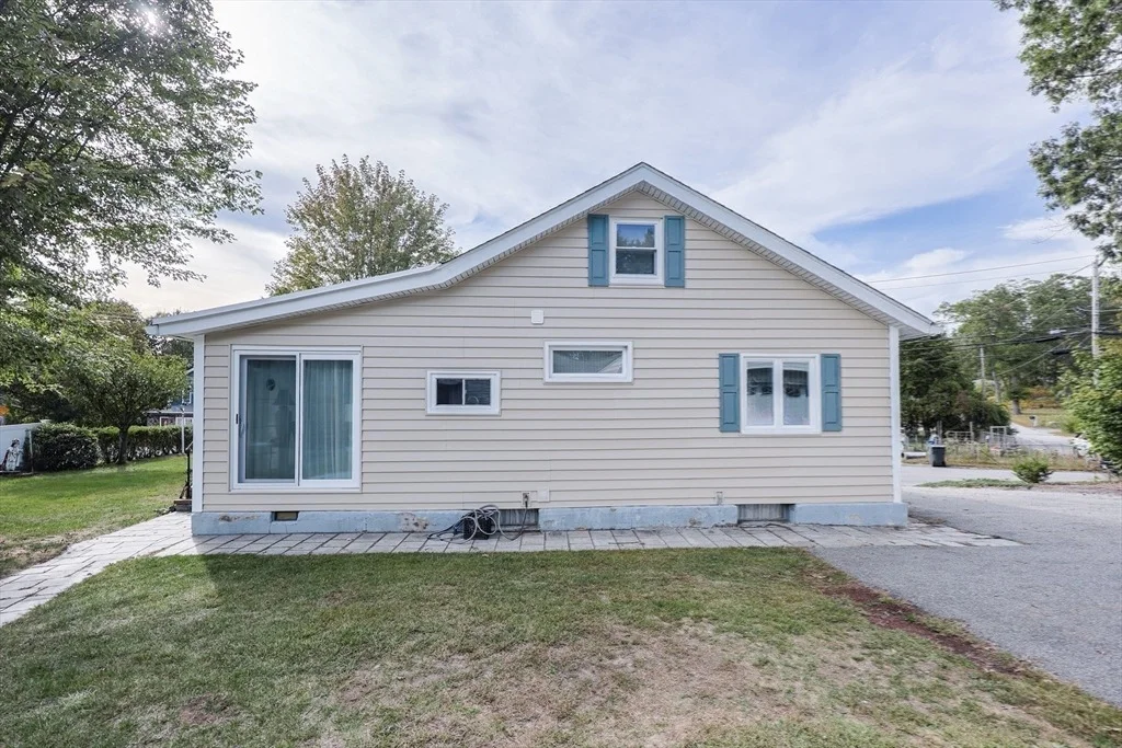 Photo of 157 Old Rd