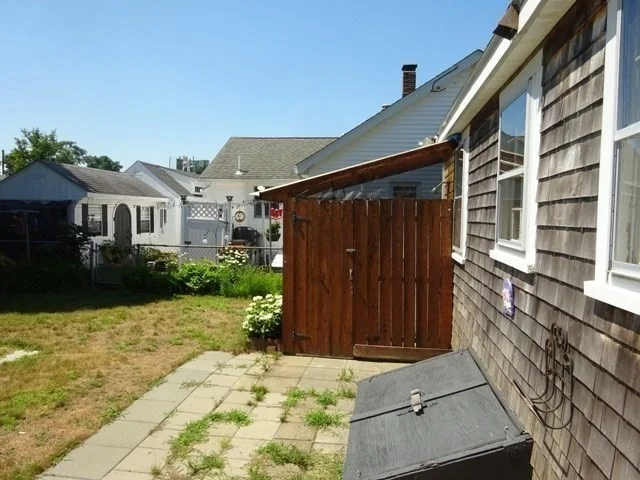 Photo of 21 Vernal St