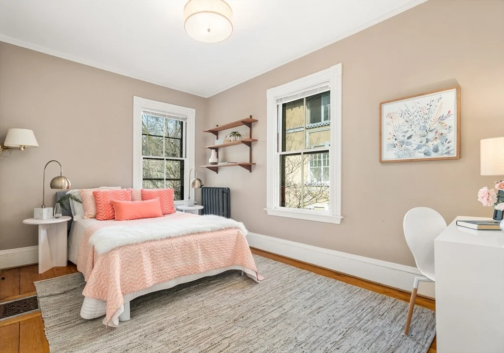 Photo of 6 Forest Street