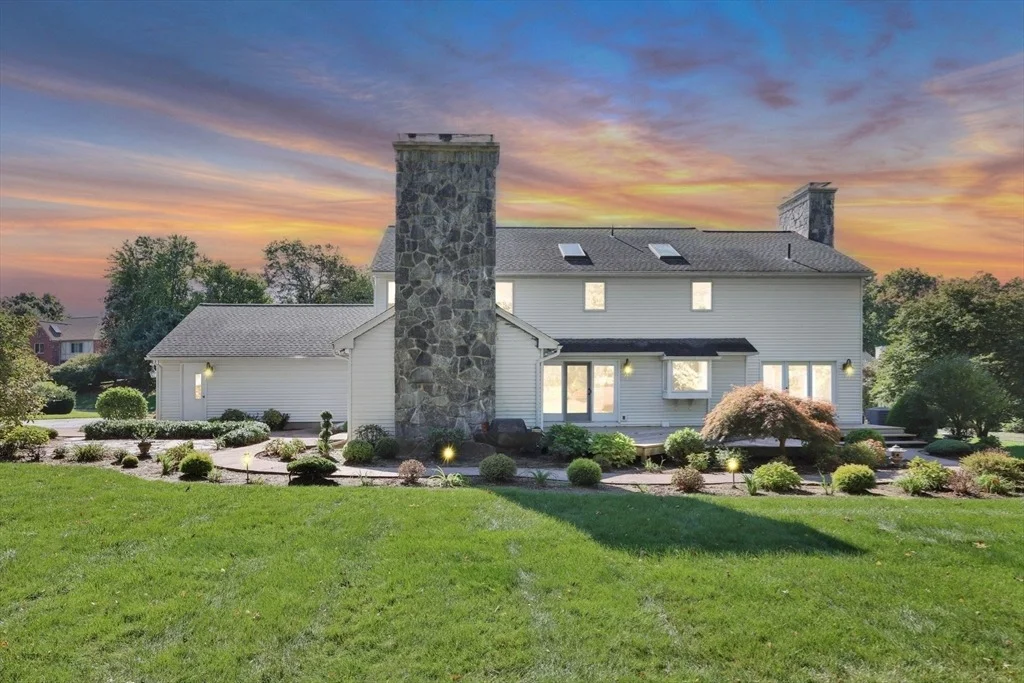 Photo of 202 Williamsburg Dr