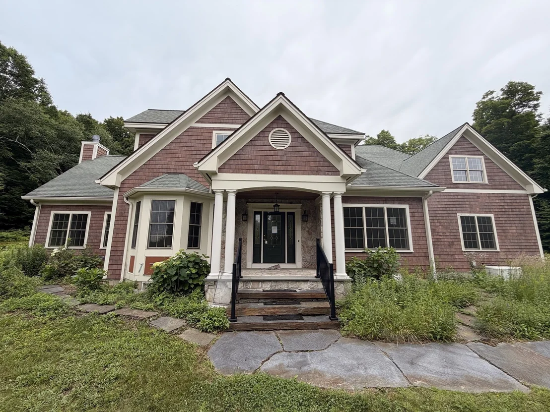 Photo of 366 West Rd