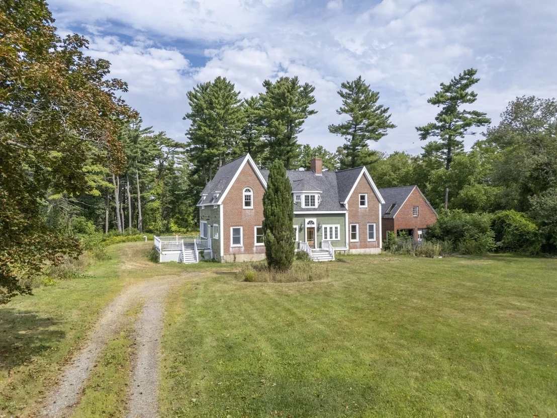 Photo of 304 High Rd