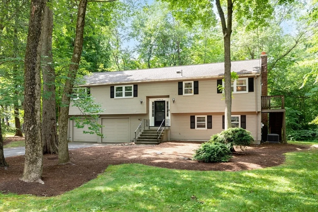 Photo of 14 Oxbow Rd
