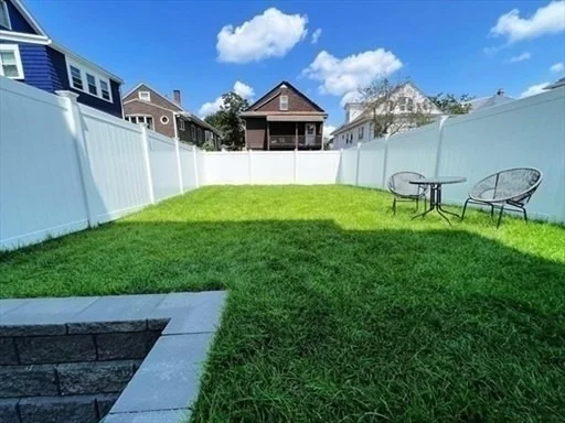 Photo of 11 Lowell St
