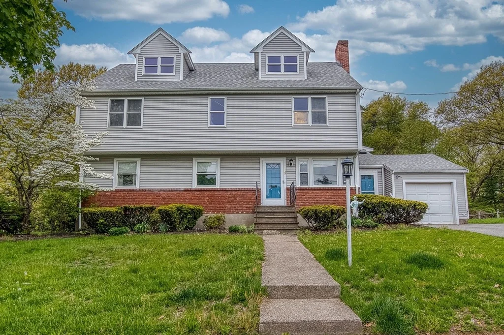 Photo of 137 Eleanor Dr
