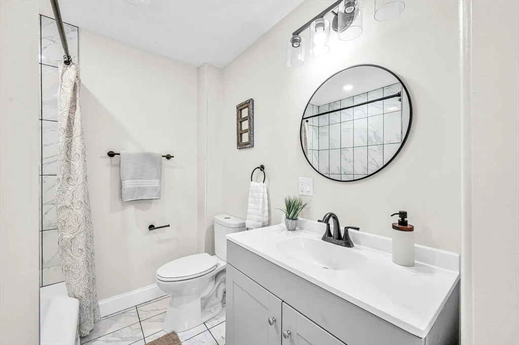 Photo of 24 Maple Ave
