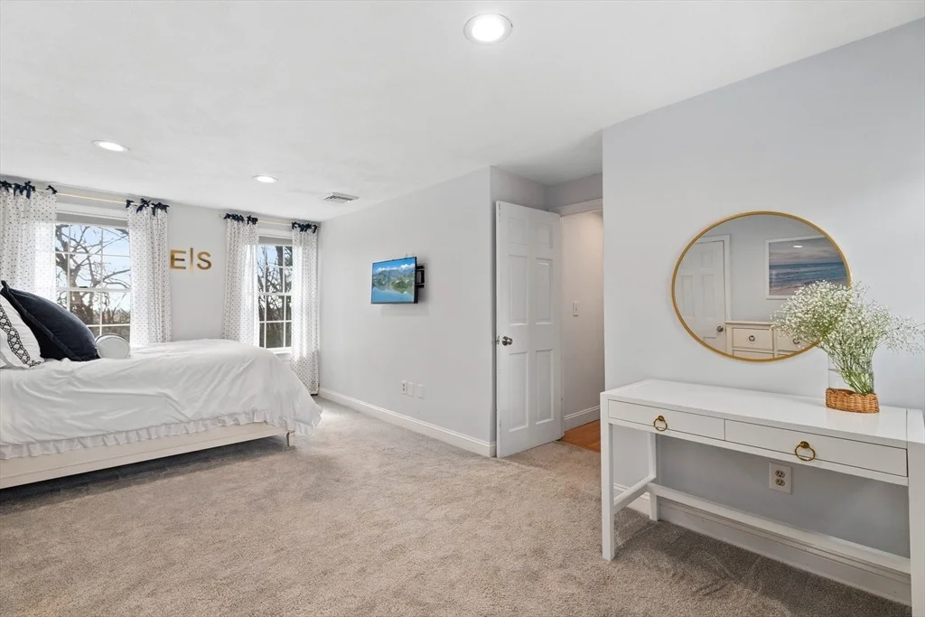Photo of 243 Bear Hill Rd