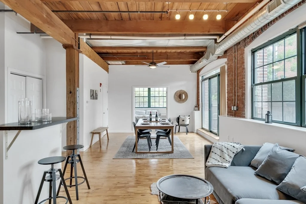 Photo of Unit 106 at 210 Broadway