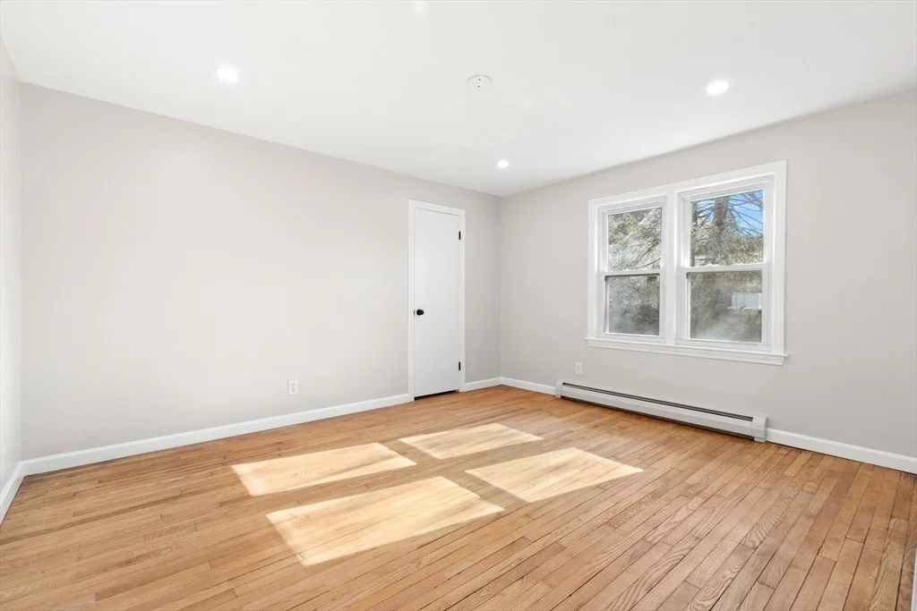 Photo of 2 Glen Forest Lane