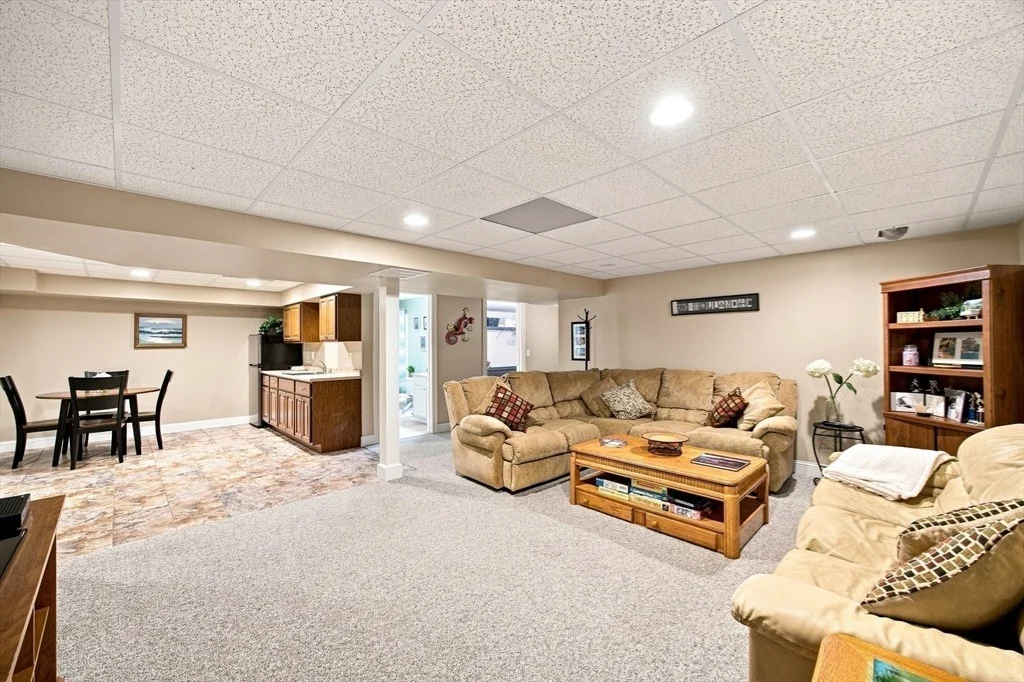 Photo of 135 Lancaster Dr