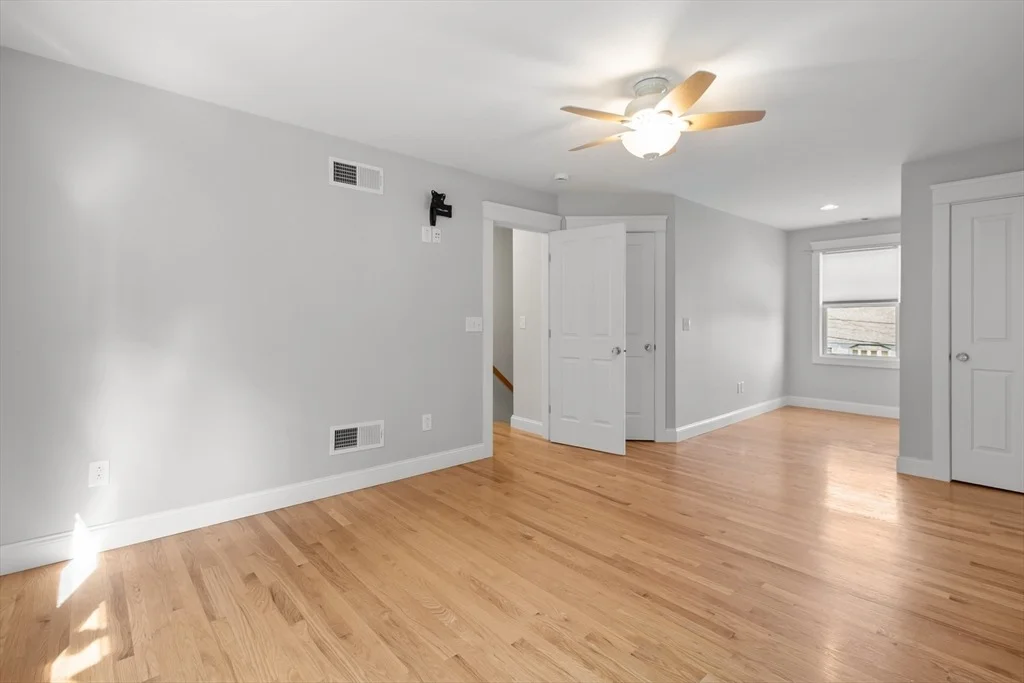 Photo of 139 Durfee