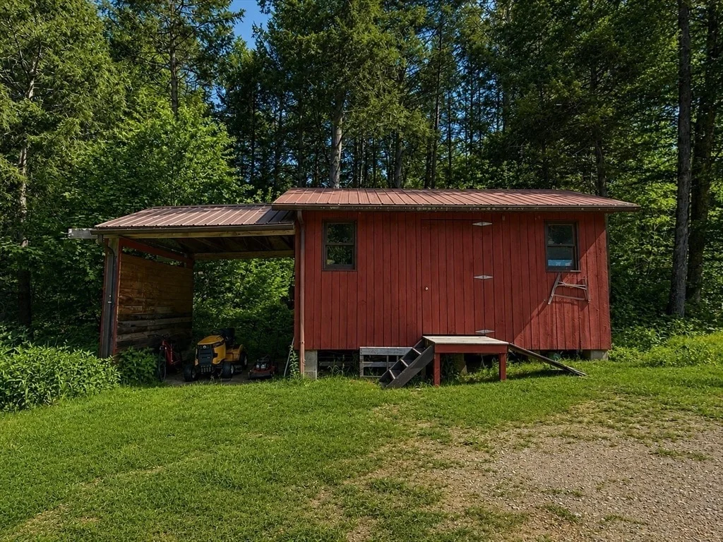 Photo of 90 Patterson Rd